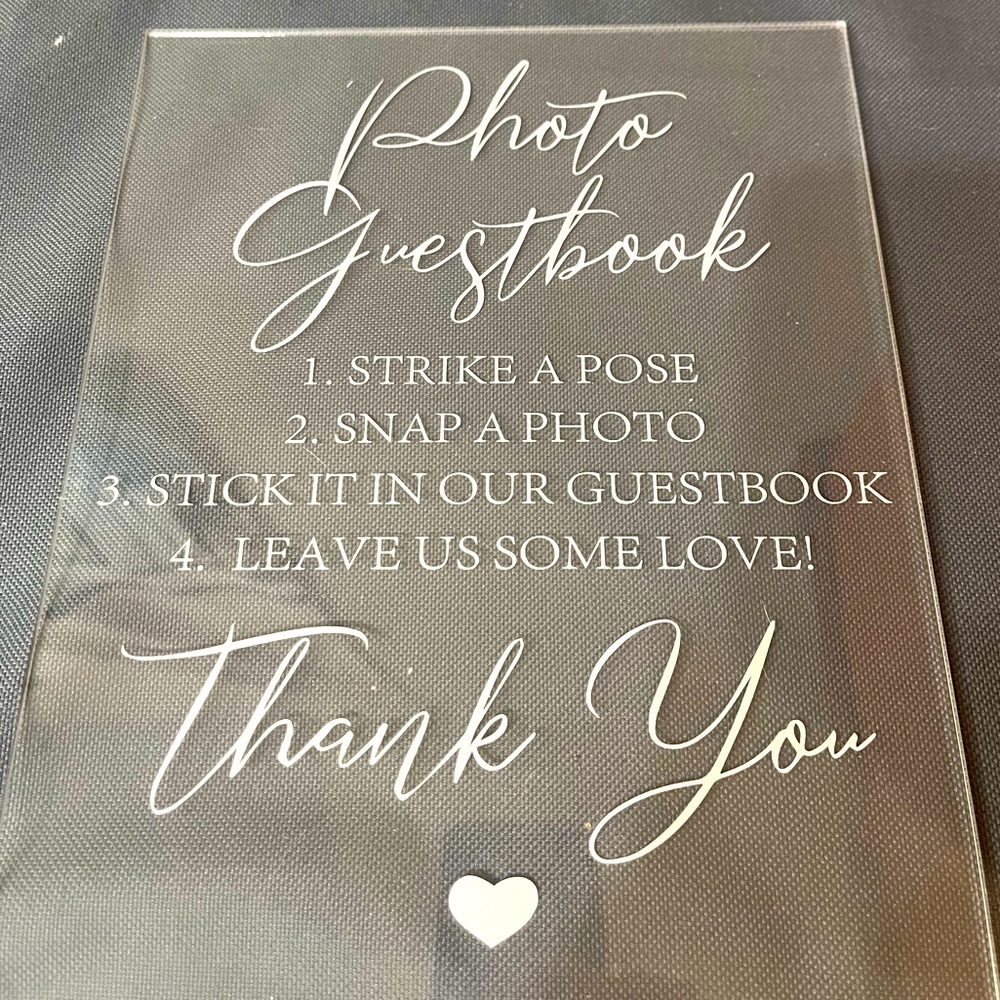 NEVER USED PHOTO GUESTBOOK SIGN